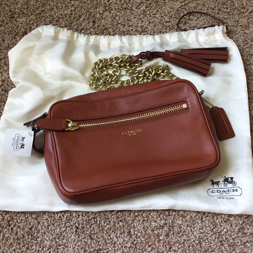 NWT cognac leather Coach purse with chain strap